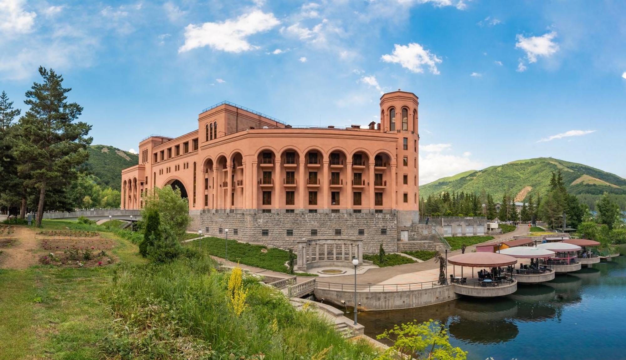 Grand Resort Jermuk Bagian luar foto