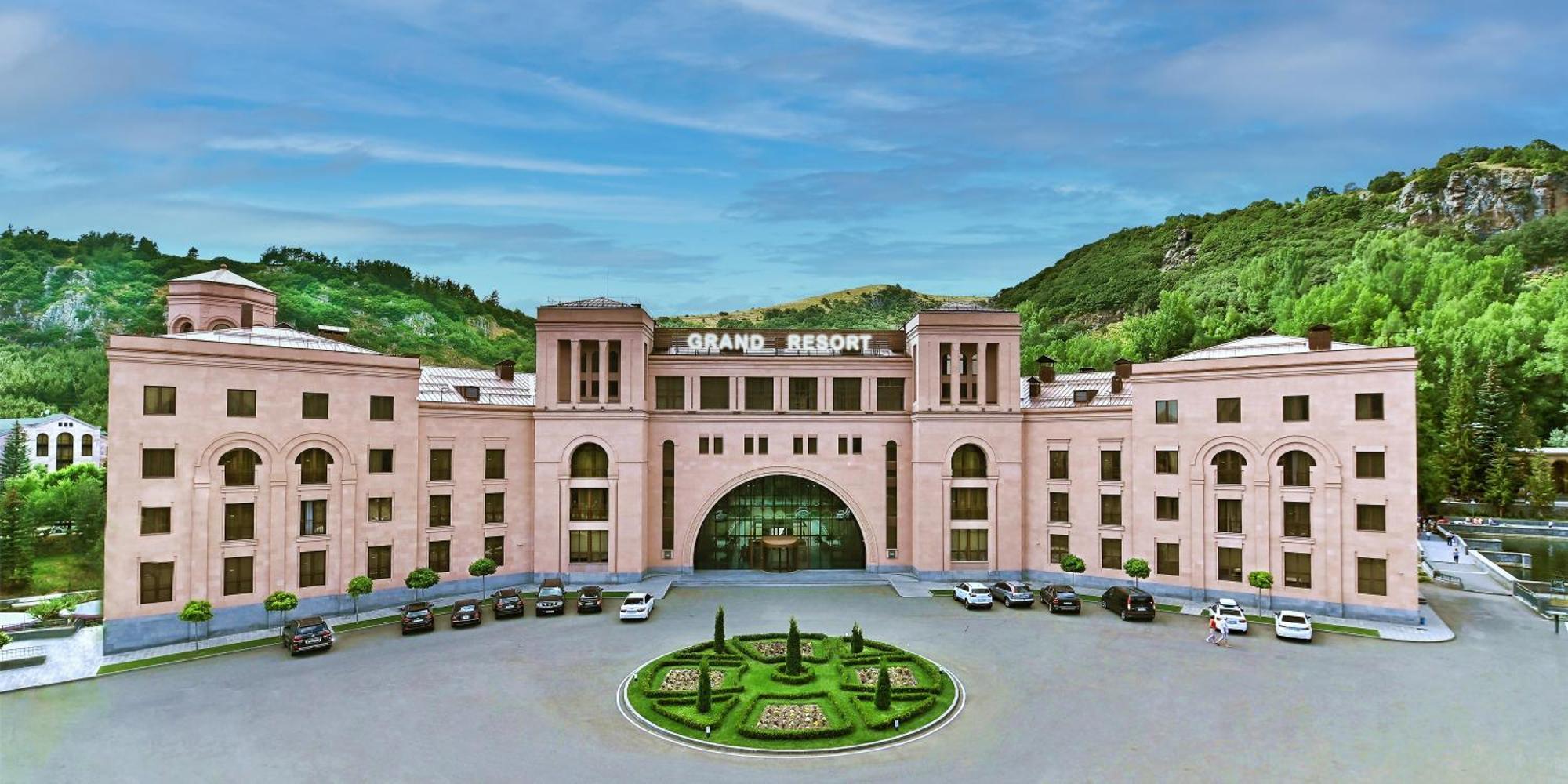 Grand Resort Jermuk Bagian luar foto