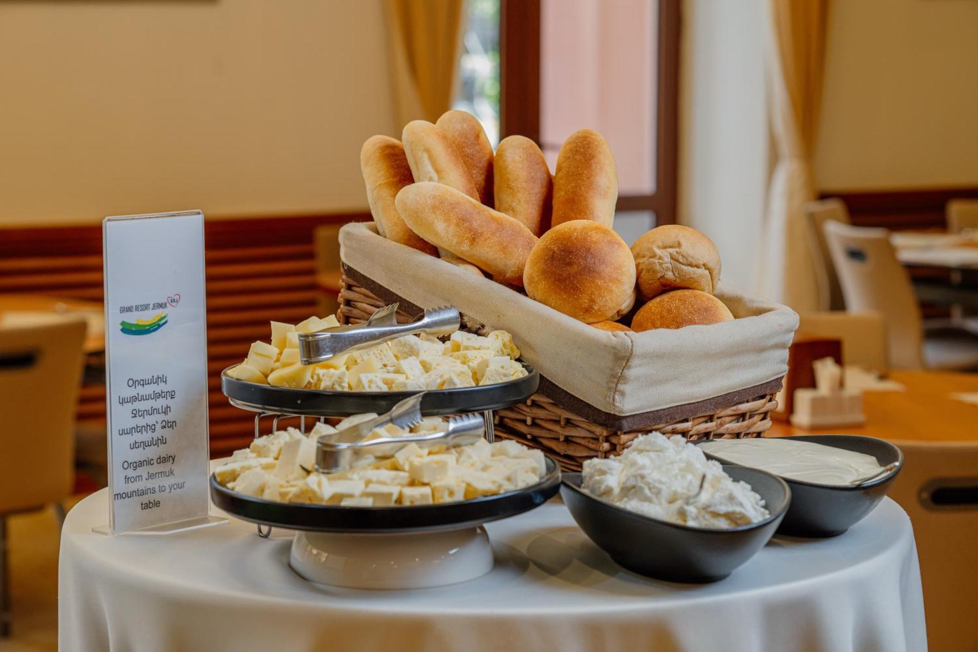 Grand Resort Jermuk Bagian luar foto